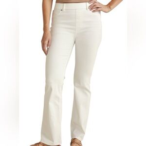 Soft surroundings ultimate denim pull on bootcut jeans NWT size M